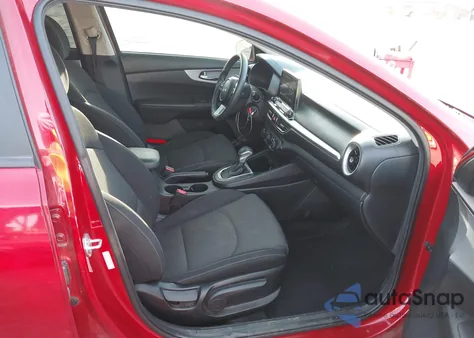 2022 Kia Forte Lxs z USA, uszkodzony, nr VIN 3KPF24AD7NE432712